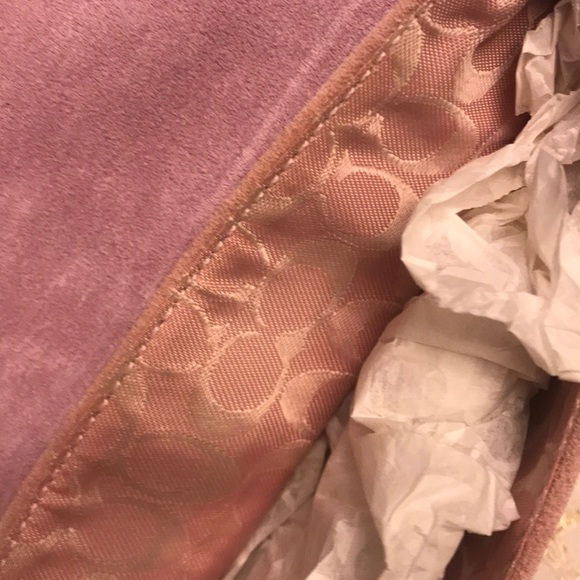 Coach beautiful suede wristlet - Picture 6 of 8